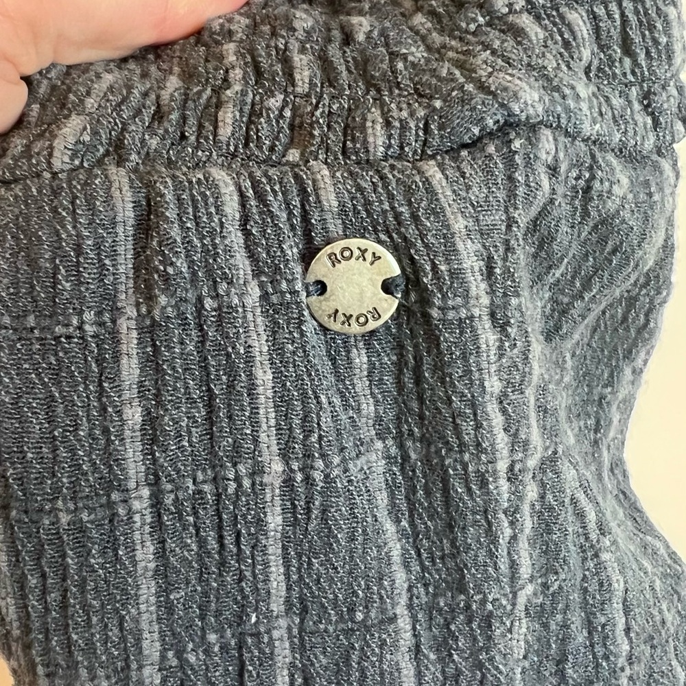🕶️Roxy Adventure Bound Woven Blue Pinstripe Gauzy Tank Jumpsuit - Picture 7 of 11
